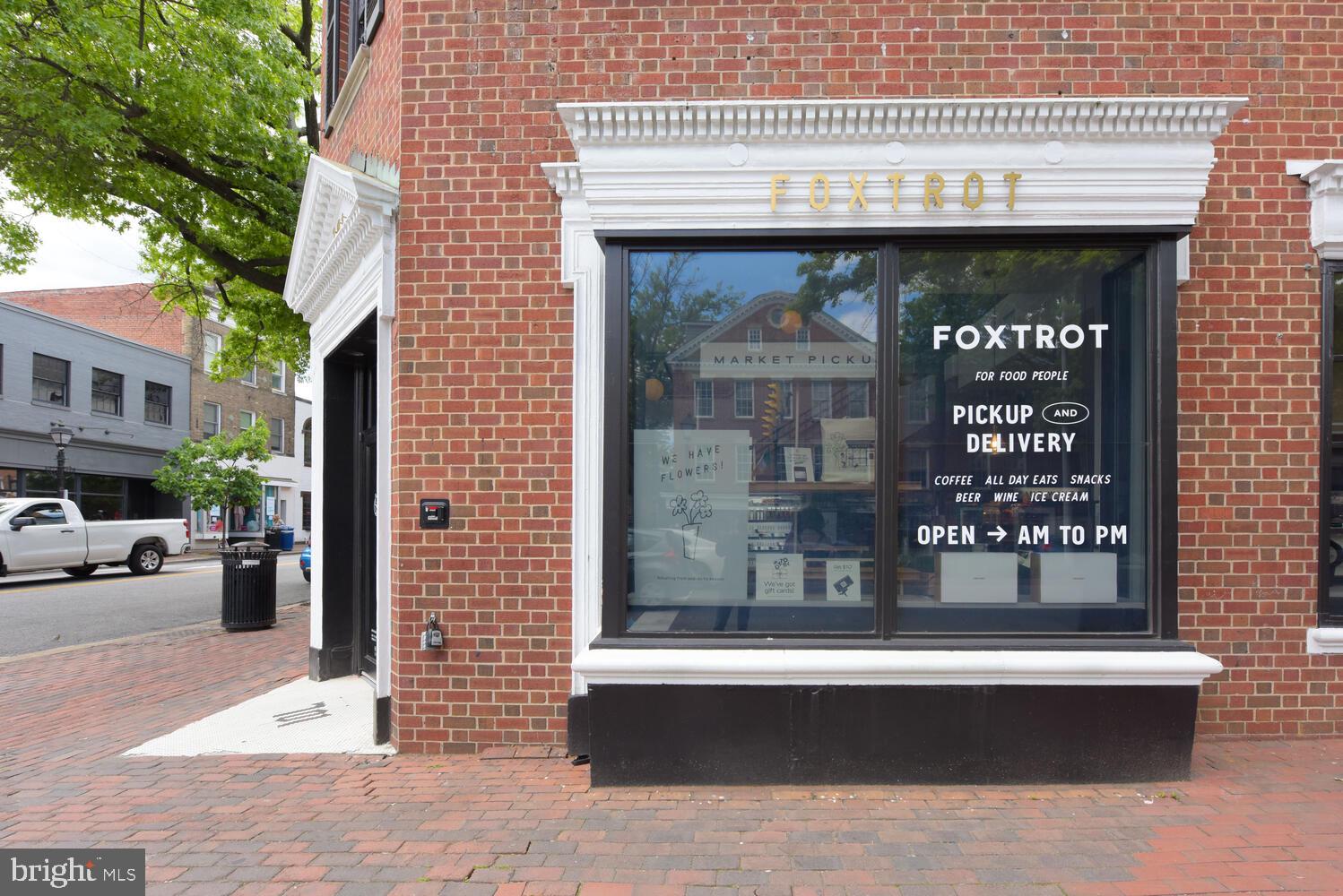 OLD TOWN ALEXANDRIA - Residential Lease