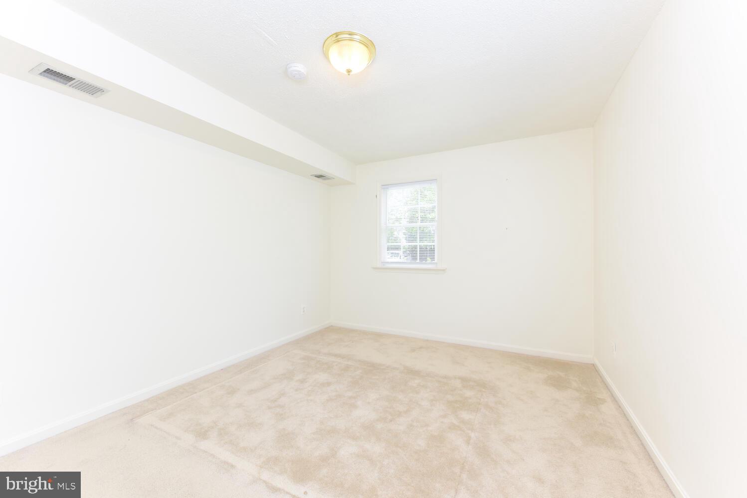 OLD TOWN ALEXANDRIA - Residential Lease