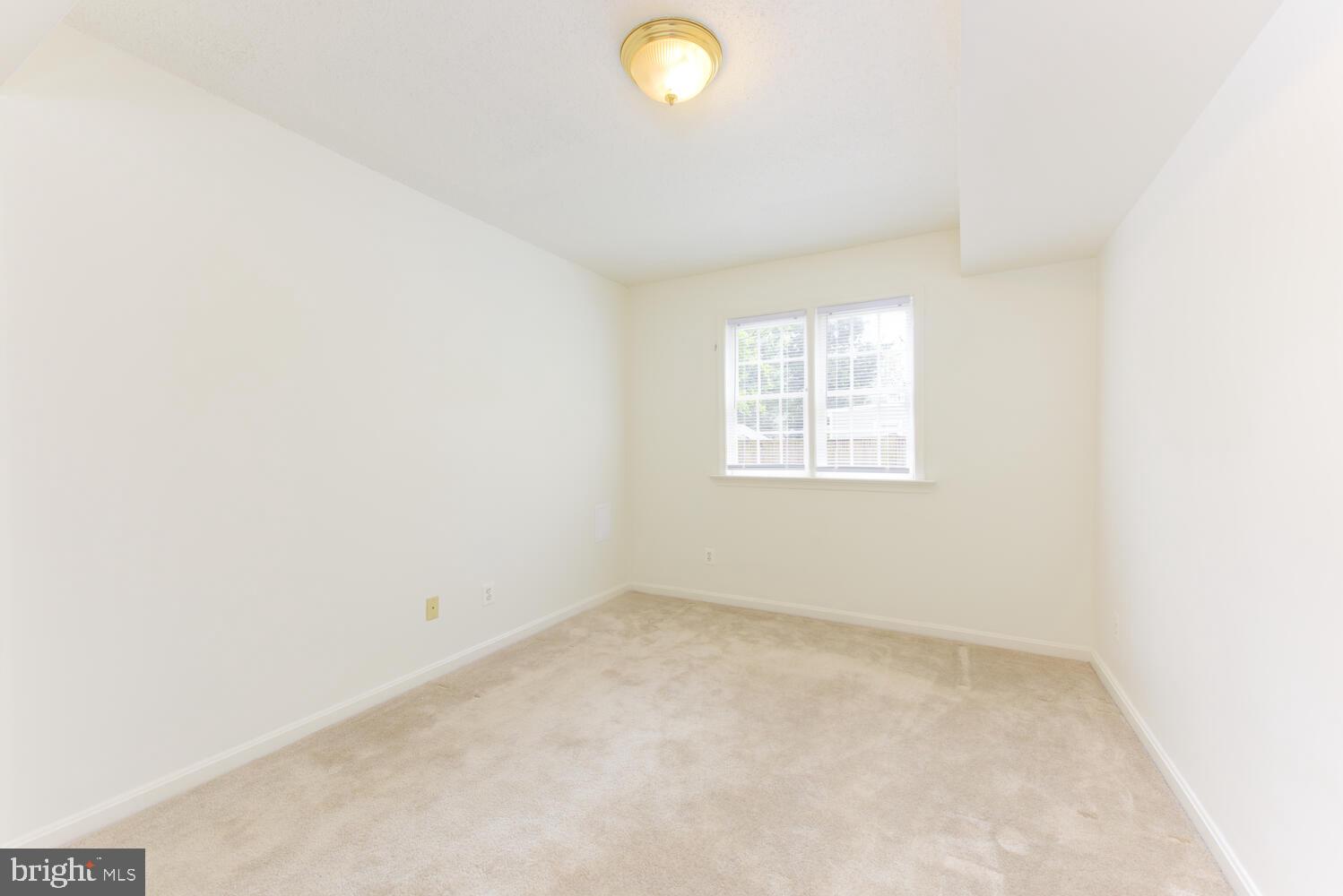 OLD TOWN ALEXANDRIA - Residential Lease