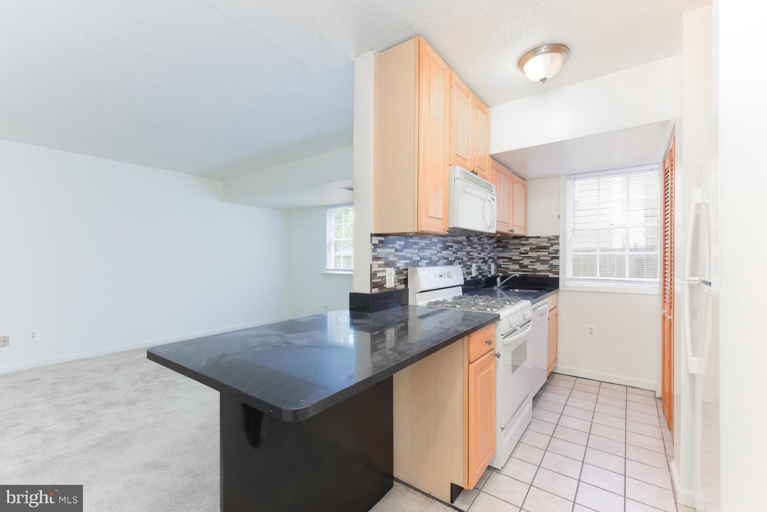 OLD TOWN ALEXANDRIA - Residential Lease