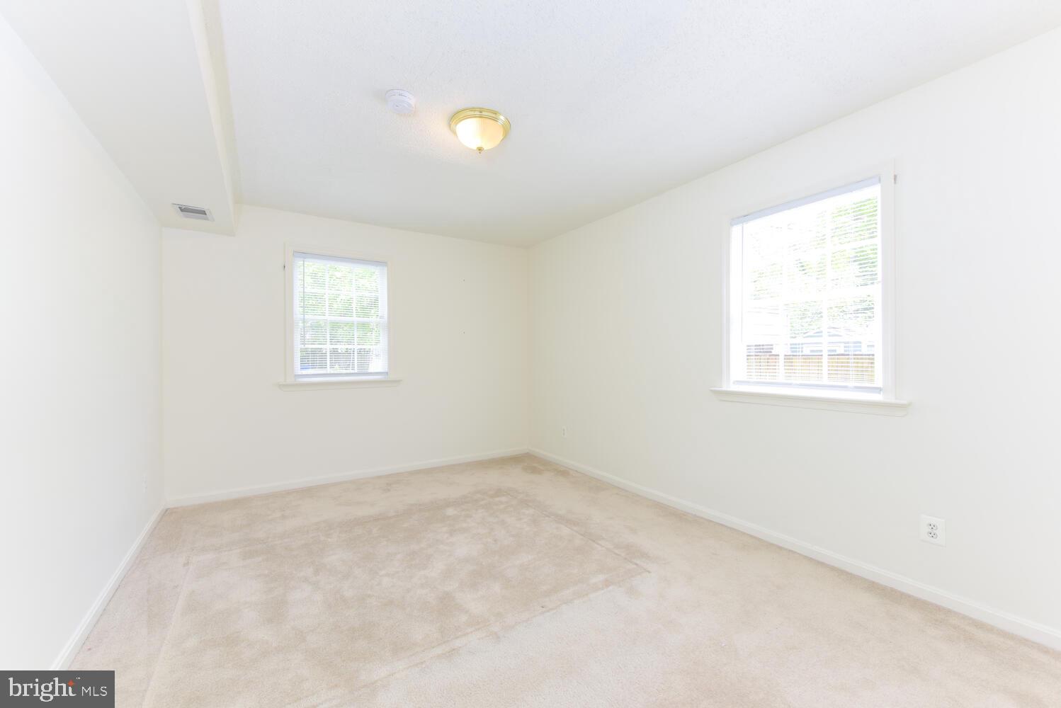 OLD TOWN ALEXANDRIA - Residential Lease