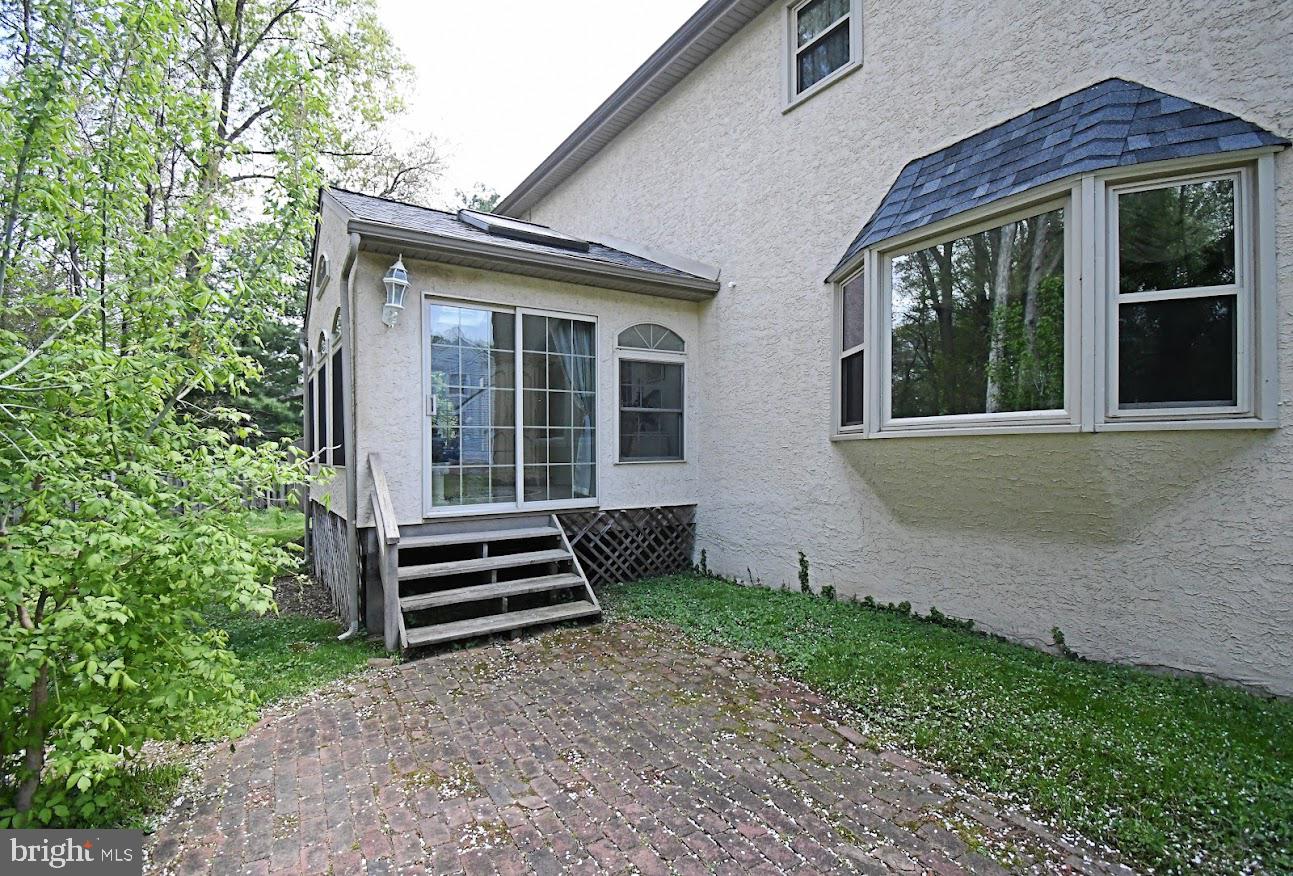 WYNNEWOOD - Residential