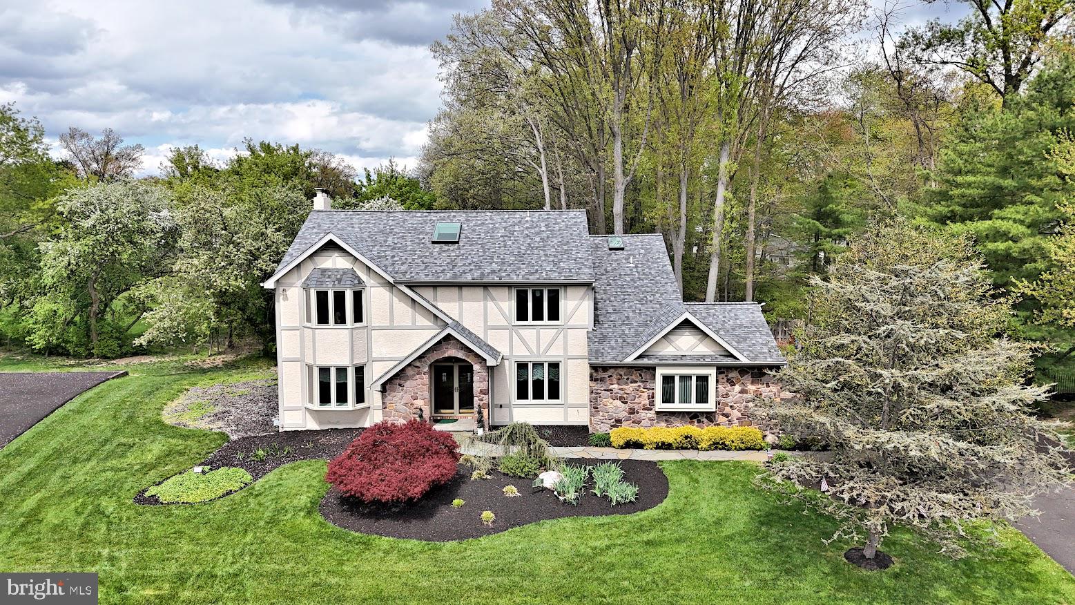 WYNNEWOOD - Residential