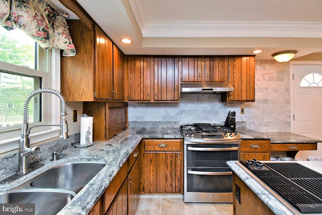 WYNNEWOOD - Residential