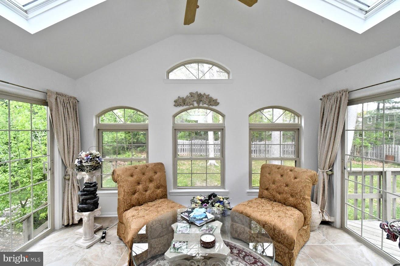 WYNNEWOOD - Residential