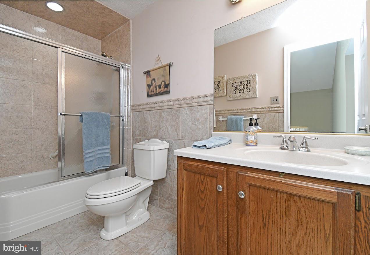 WYNNEWOOD - Residential