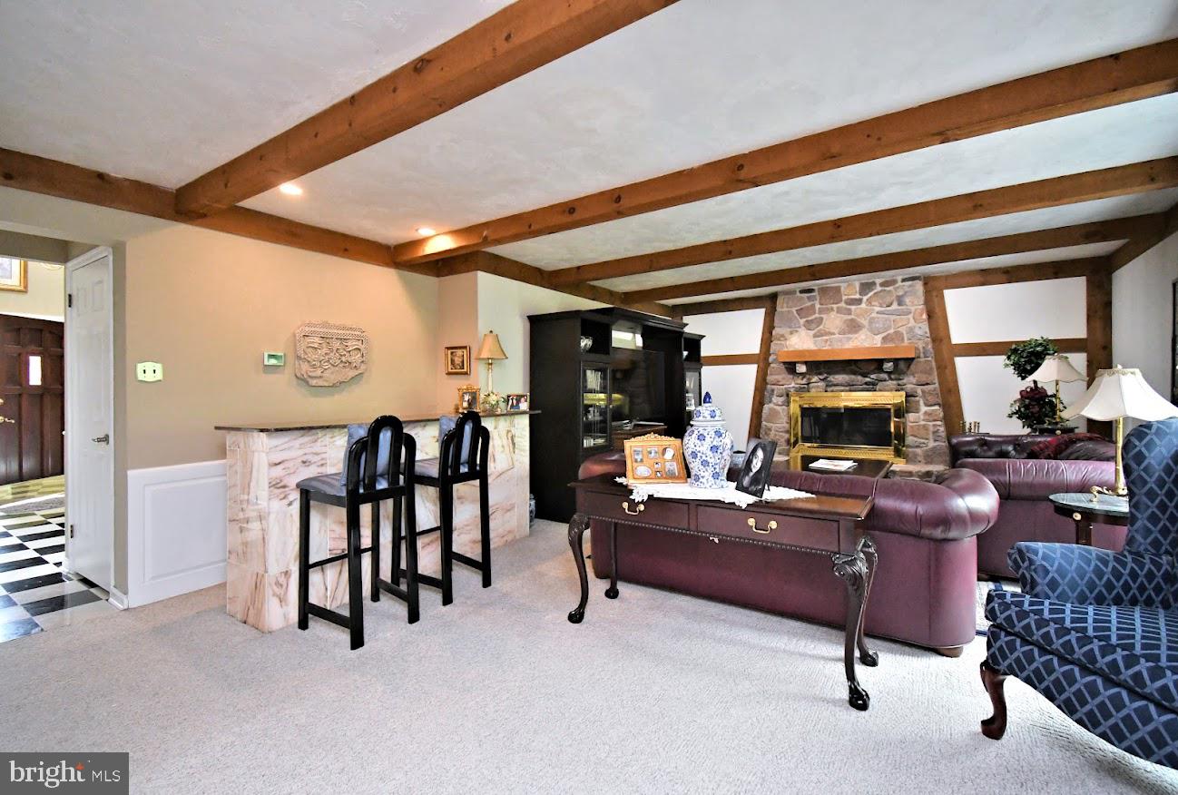 WYNNEWOOD - Residential