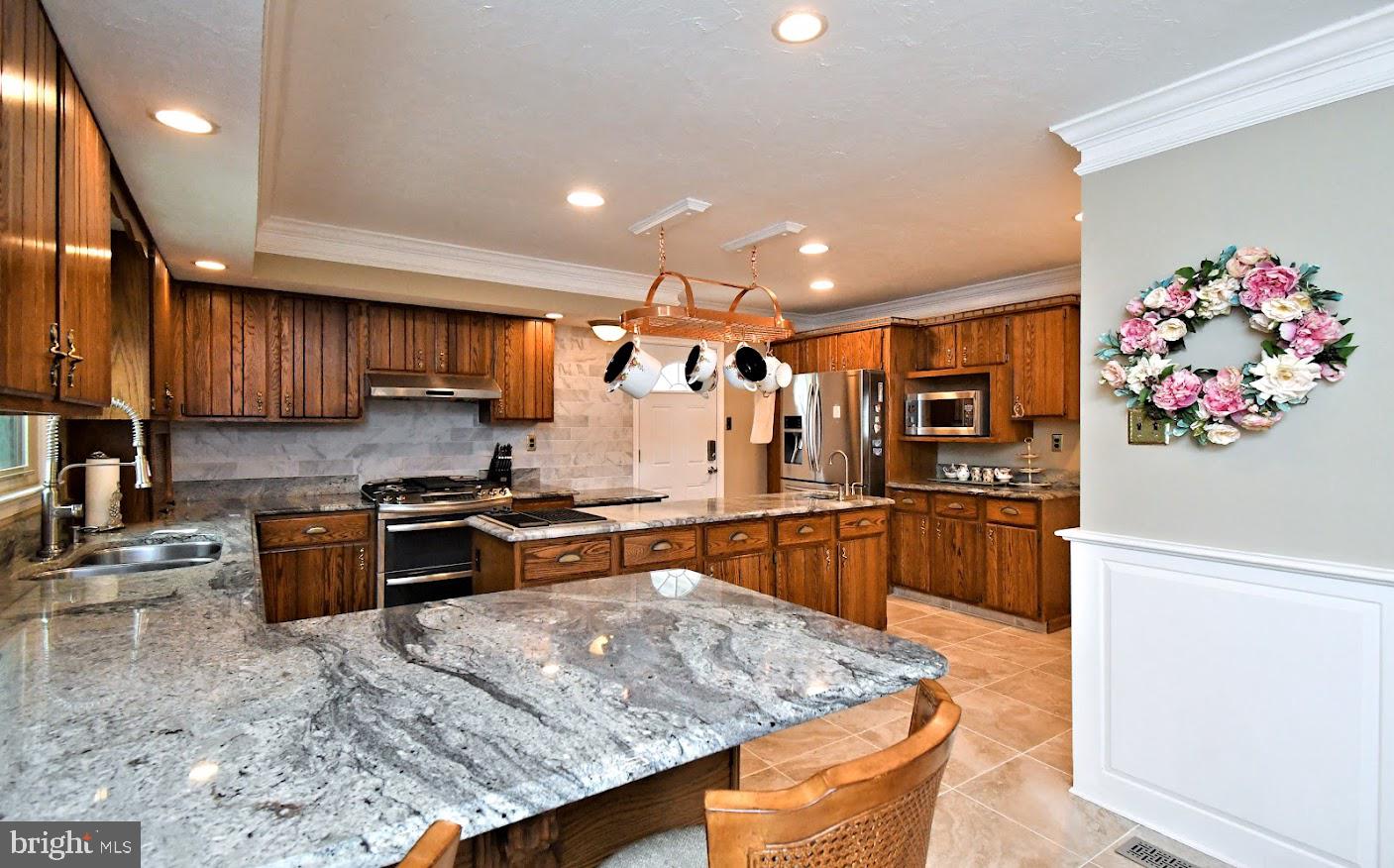 WYNNEWOOD - Residential