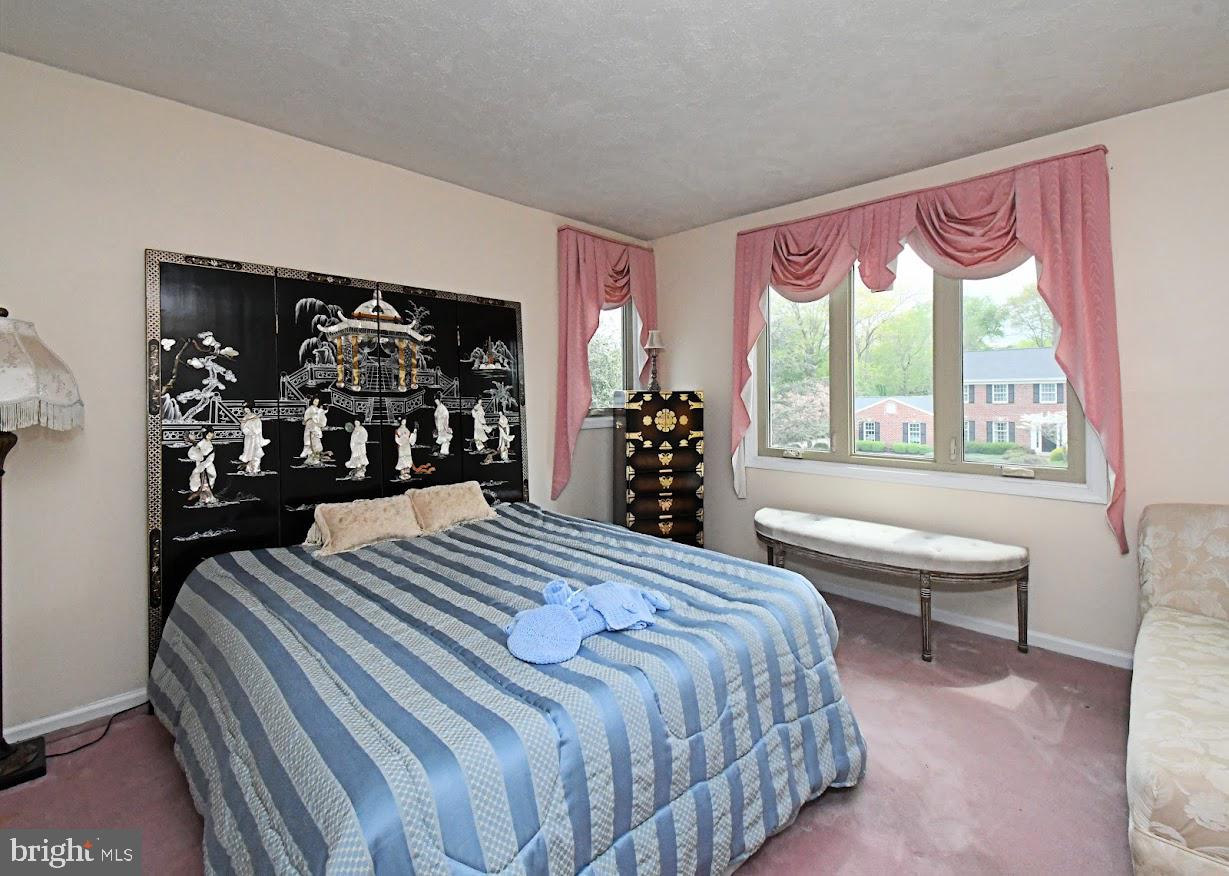 WYNNEWOOD - Residential