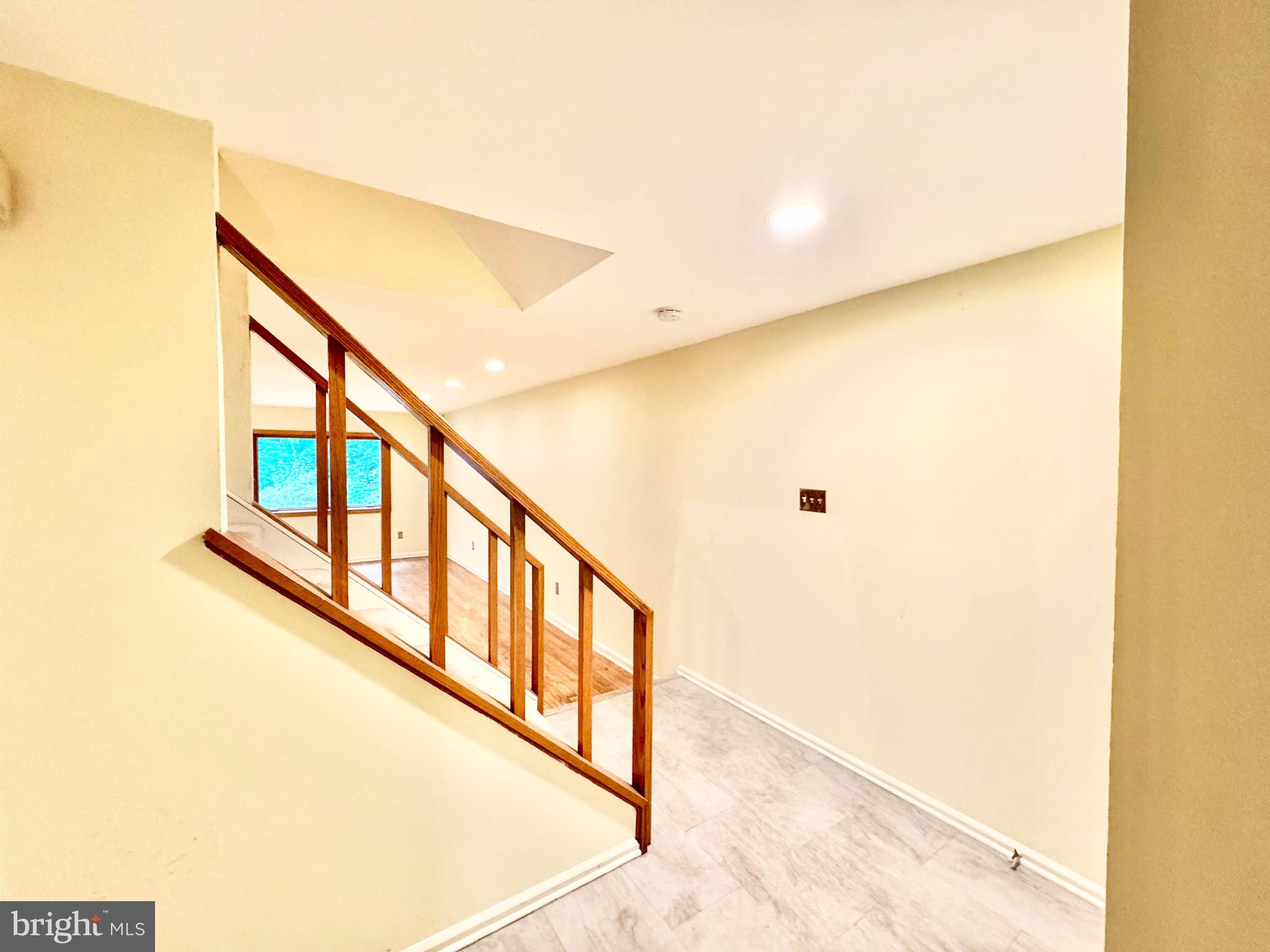 PAOLI WOODS - Residential