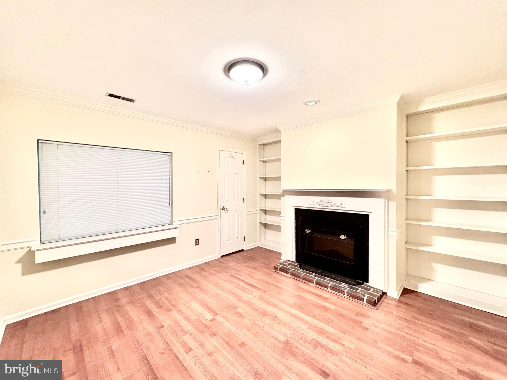 PAOLI WOODS - Residential