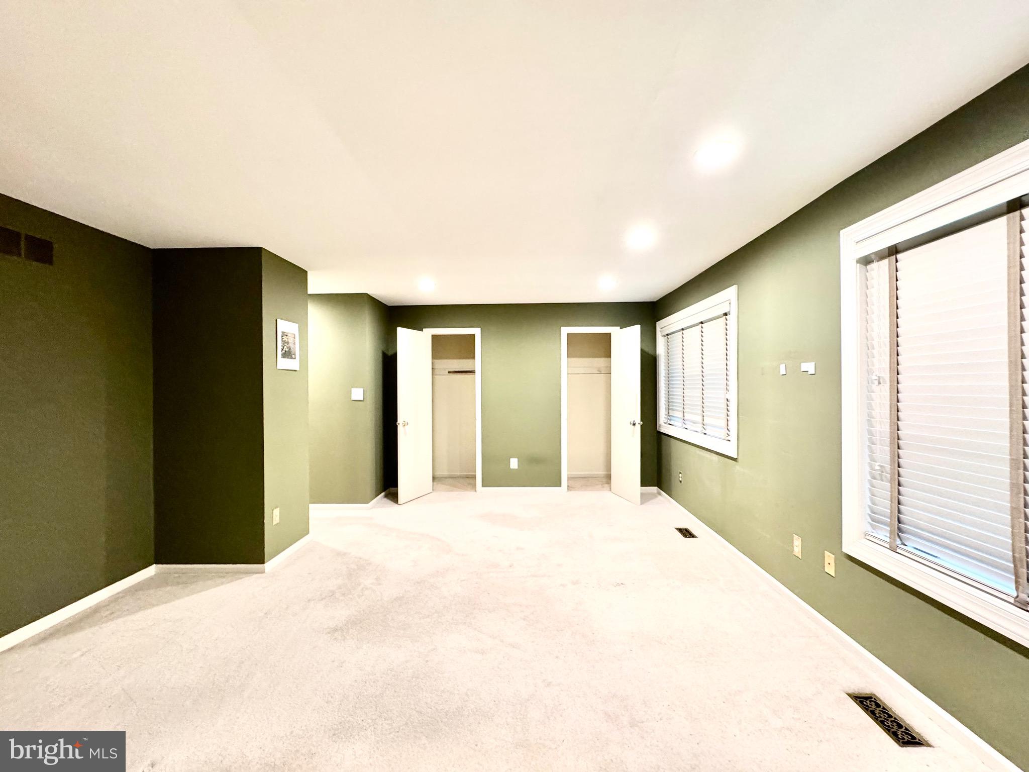 PAOLI WOODS - Residential