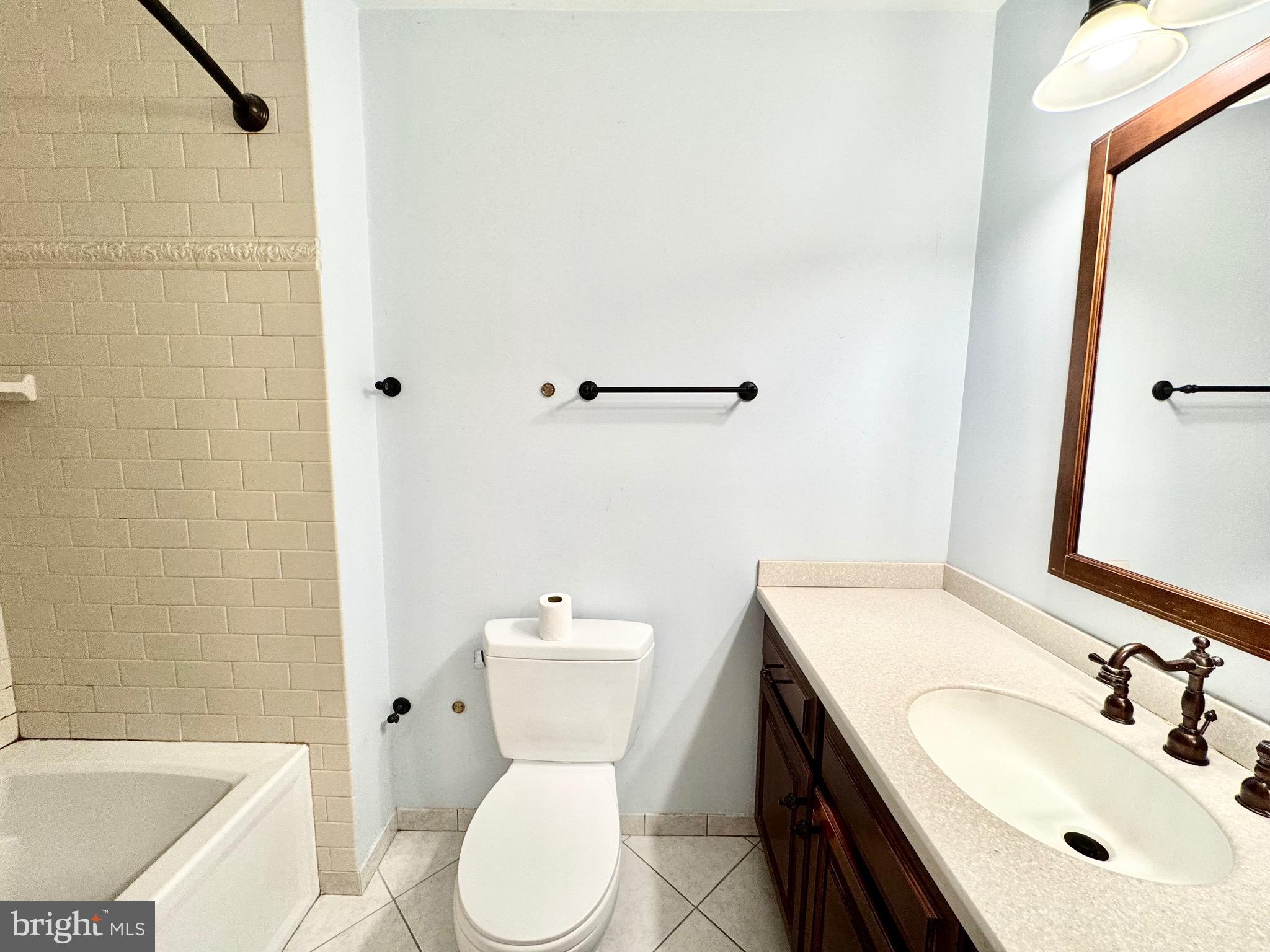 PAOLI WOODS - Residential