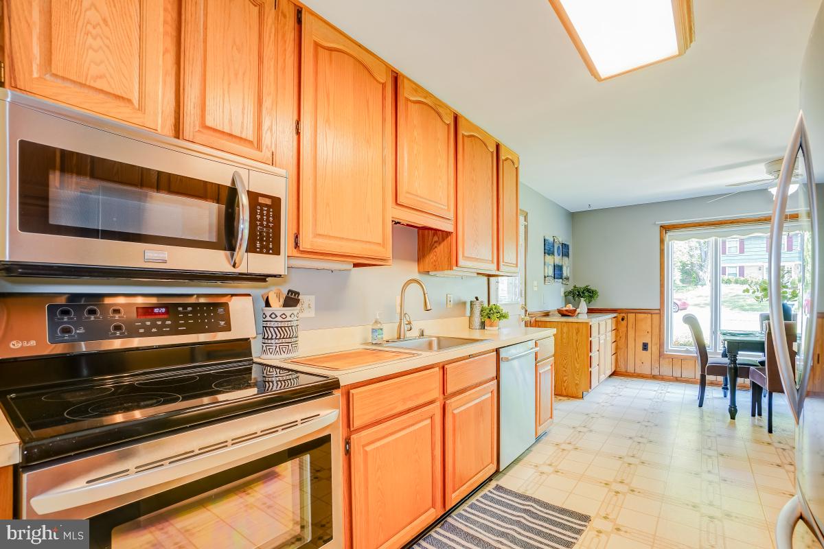 KEENE MILL MANOR - Residential