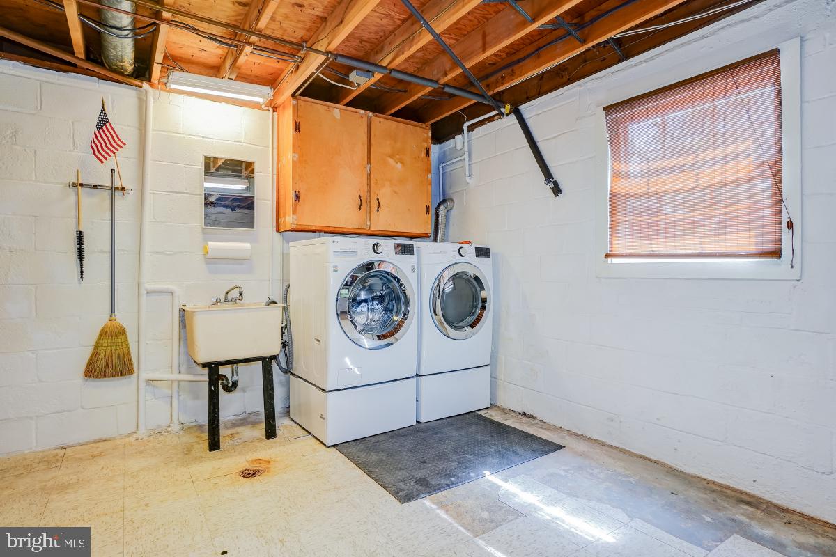 KEENE MILL MANOR - Residential