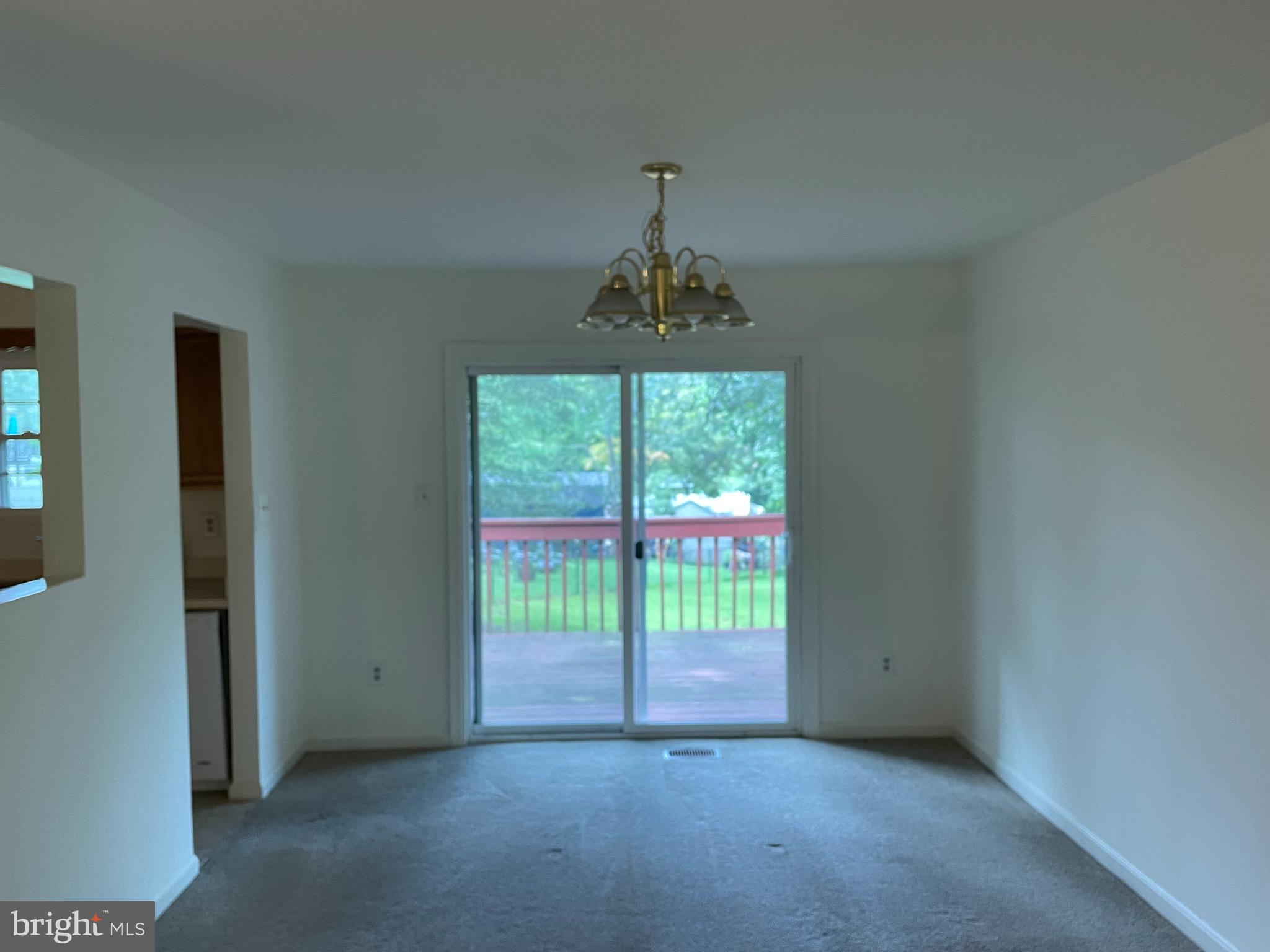 SUNRISE BEACH - Residential Lease