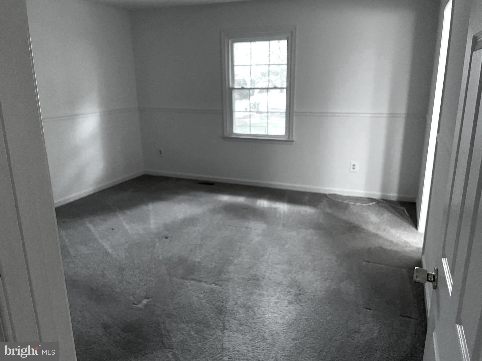 SUNRISE BEACH - Residential Lease