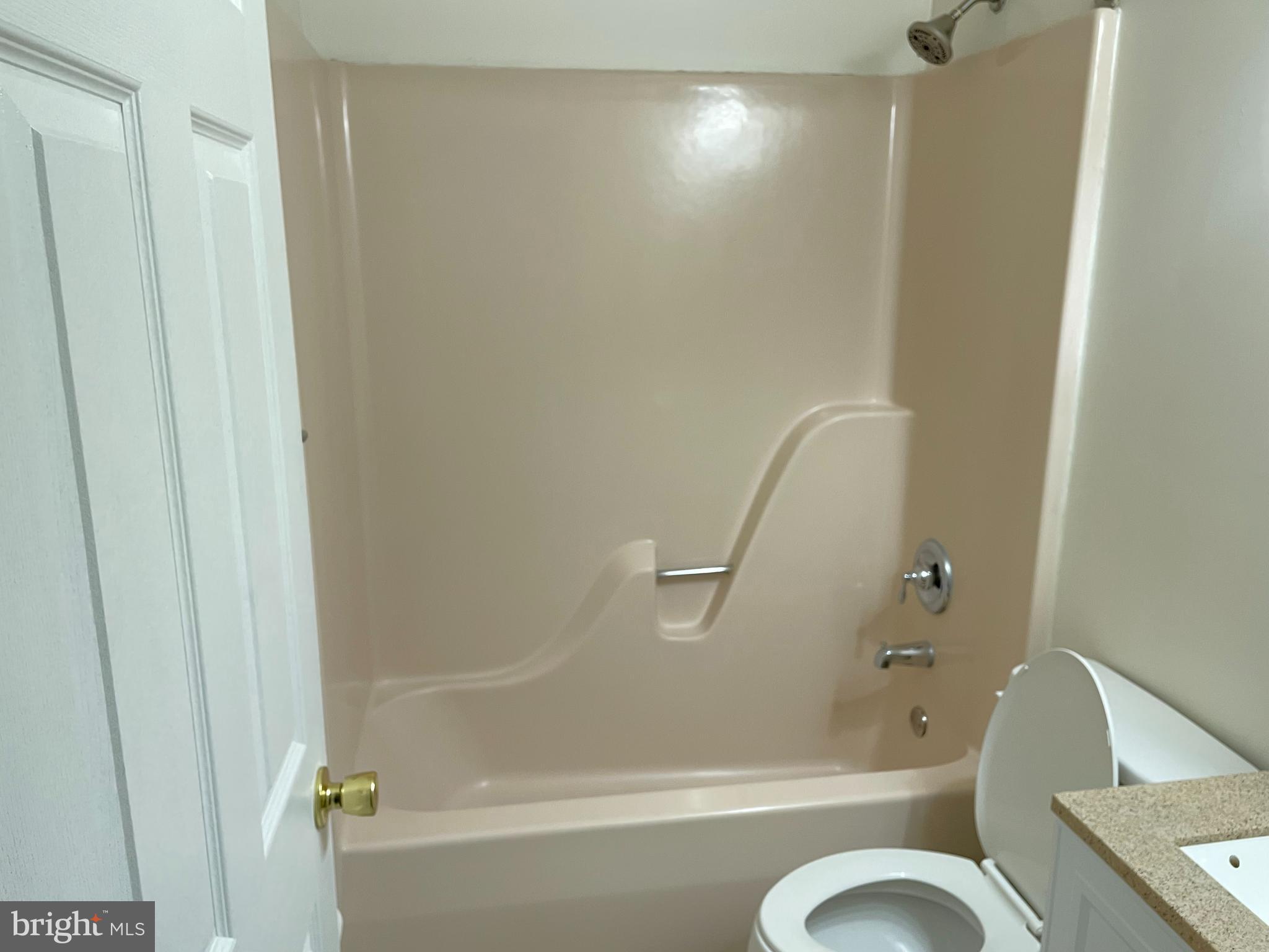 SUNRISE BEACH - Residential Lease