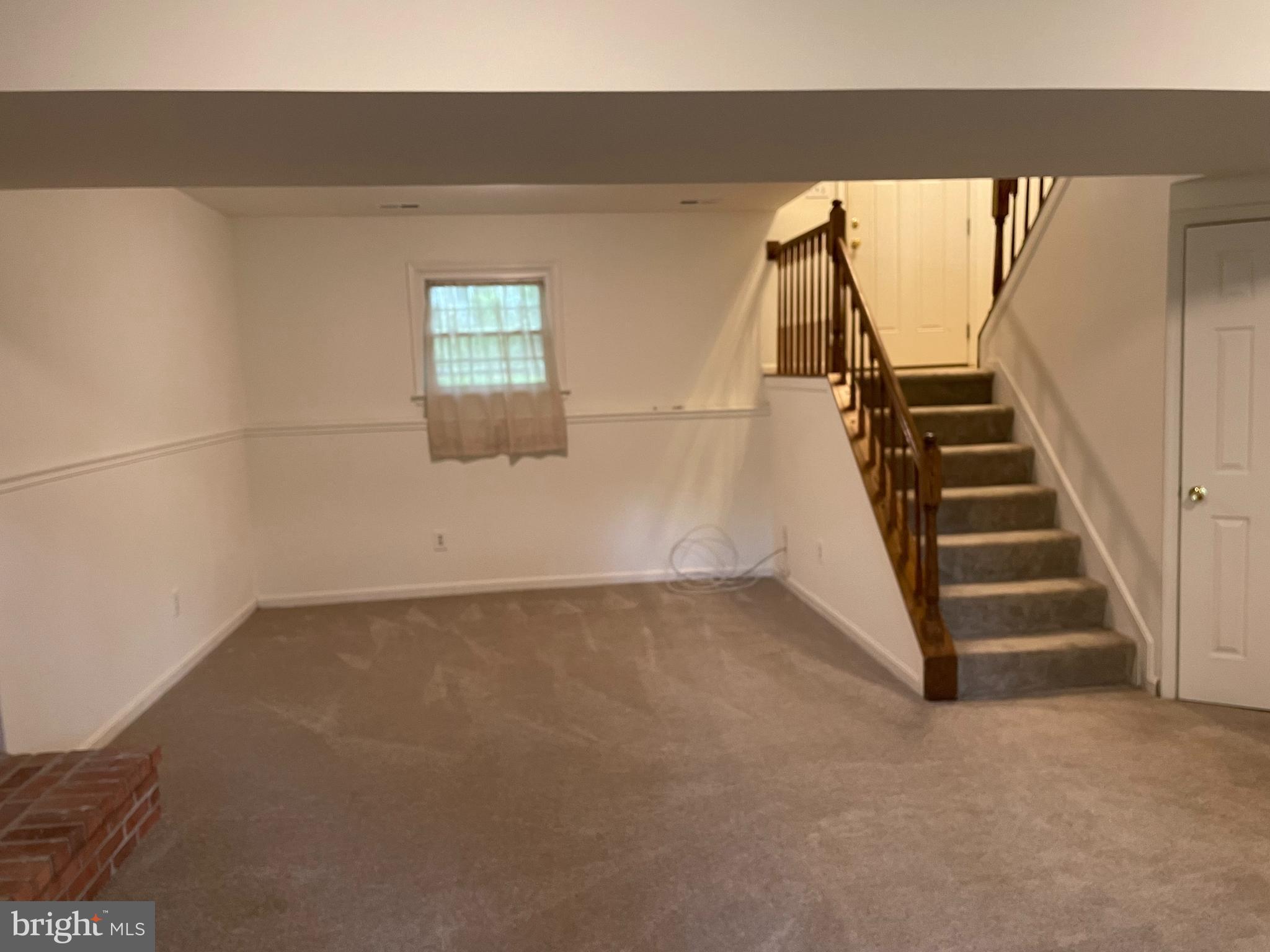 SUNRISE BEACH - Residential Lease