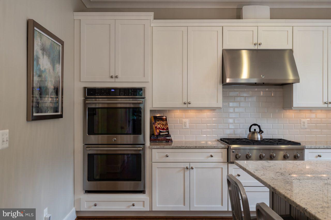 PLYMOUTH HAVEN - Residential