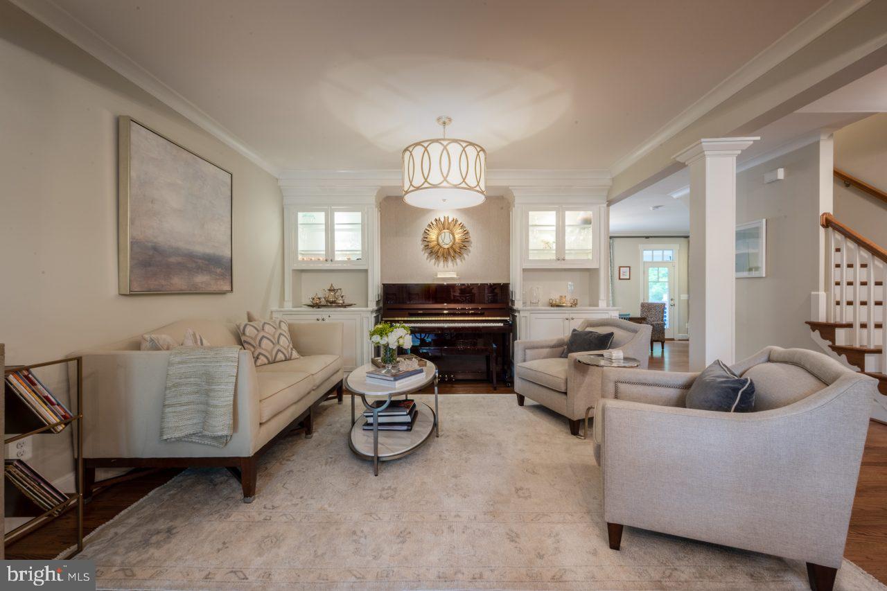 PLYMOUTH HAVEN - Residential