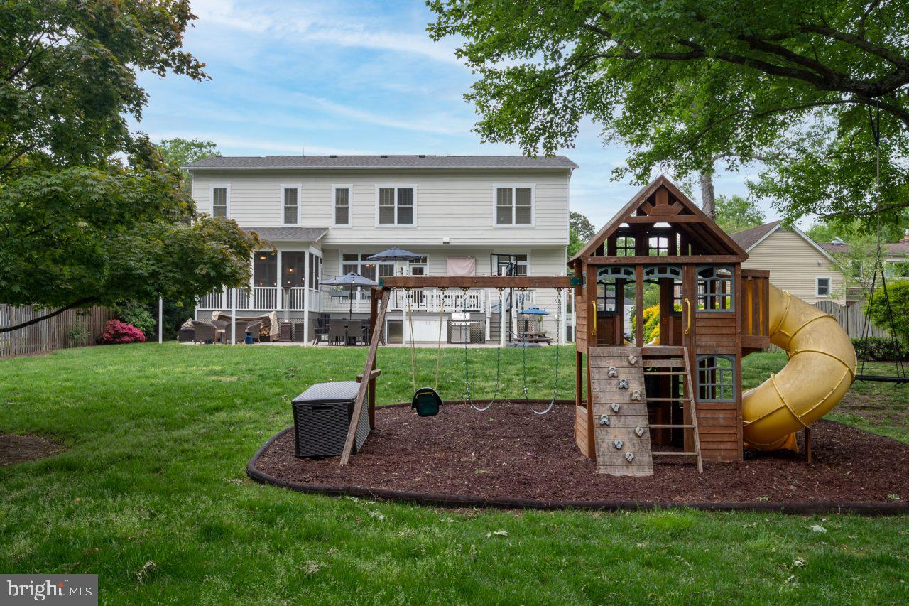 PLYMOUTH HAVEN - Residential