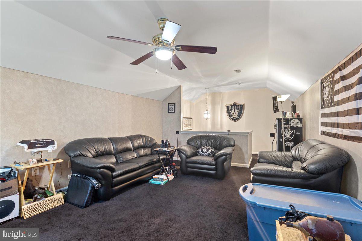 BEL AIR ACRES - Residential