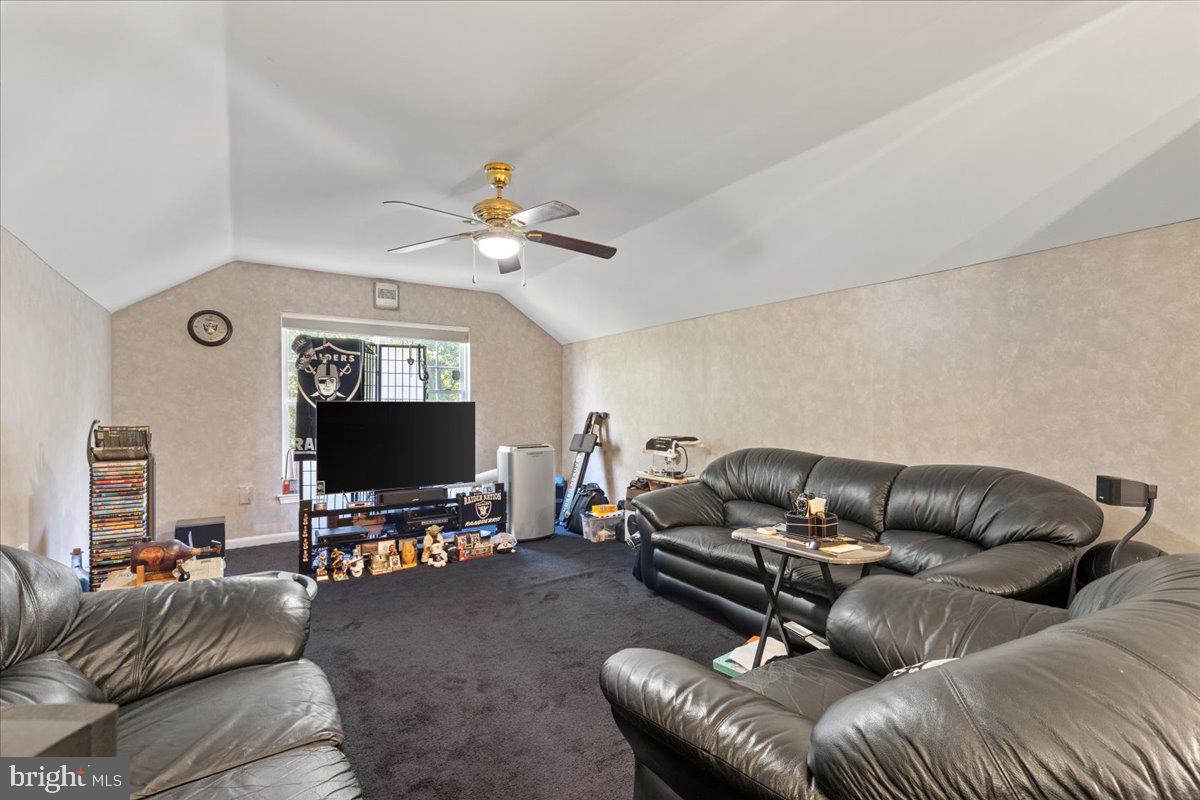 BEL AIR ACRES - Residential