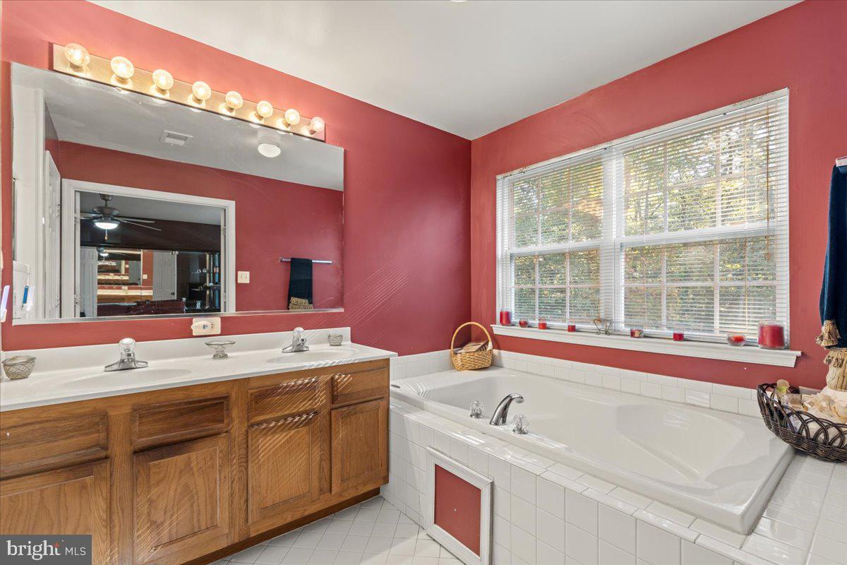 BEL AIR ACRES - Residential