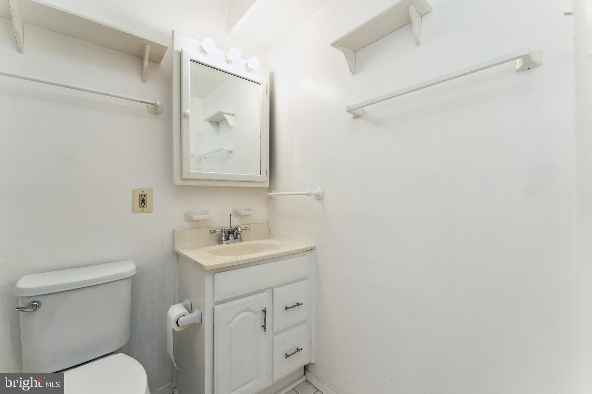 HOLLY HILL - Residential