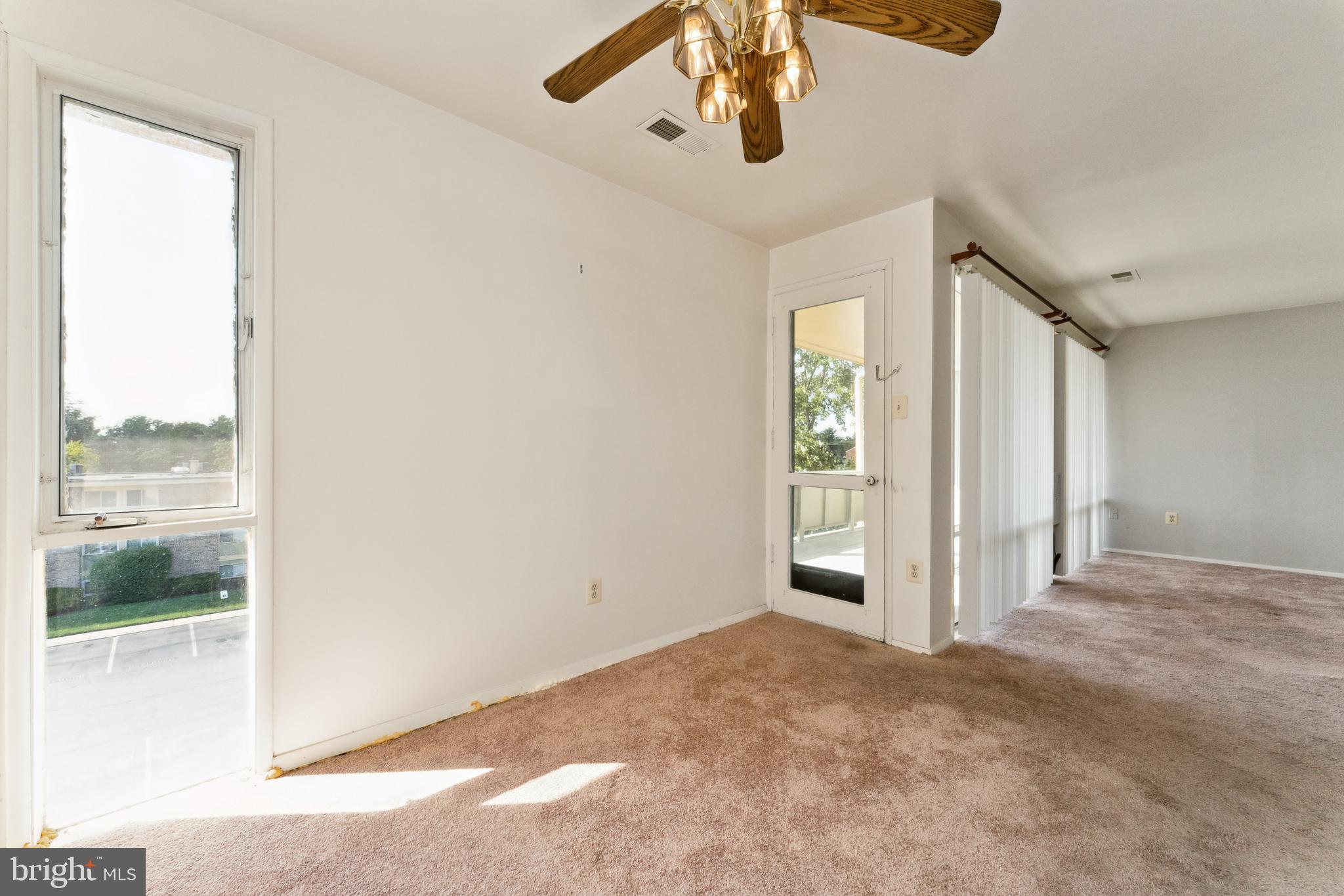 HOLLY HILL - Residential