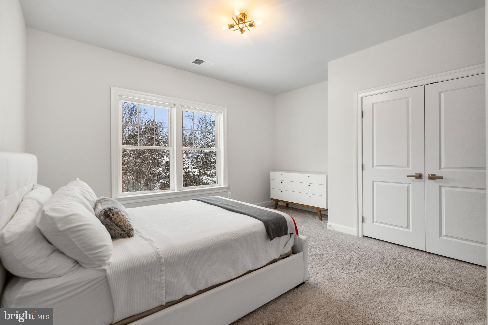 GREENS SOUTH AT WILLOWSF - Residential