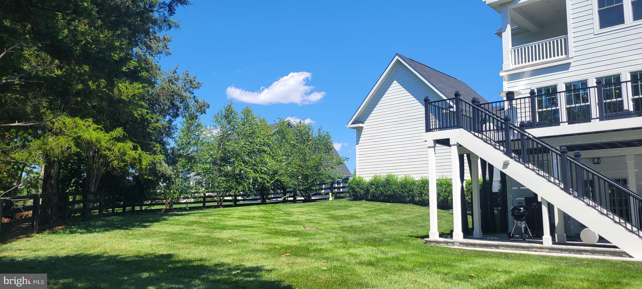 GREENS SOUTH AT WILLOWSF - Residential