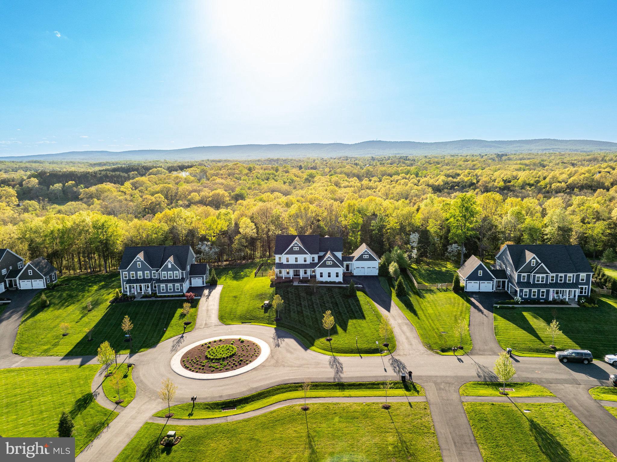 GREENS SOUTH AT WILLOWSF - Residential