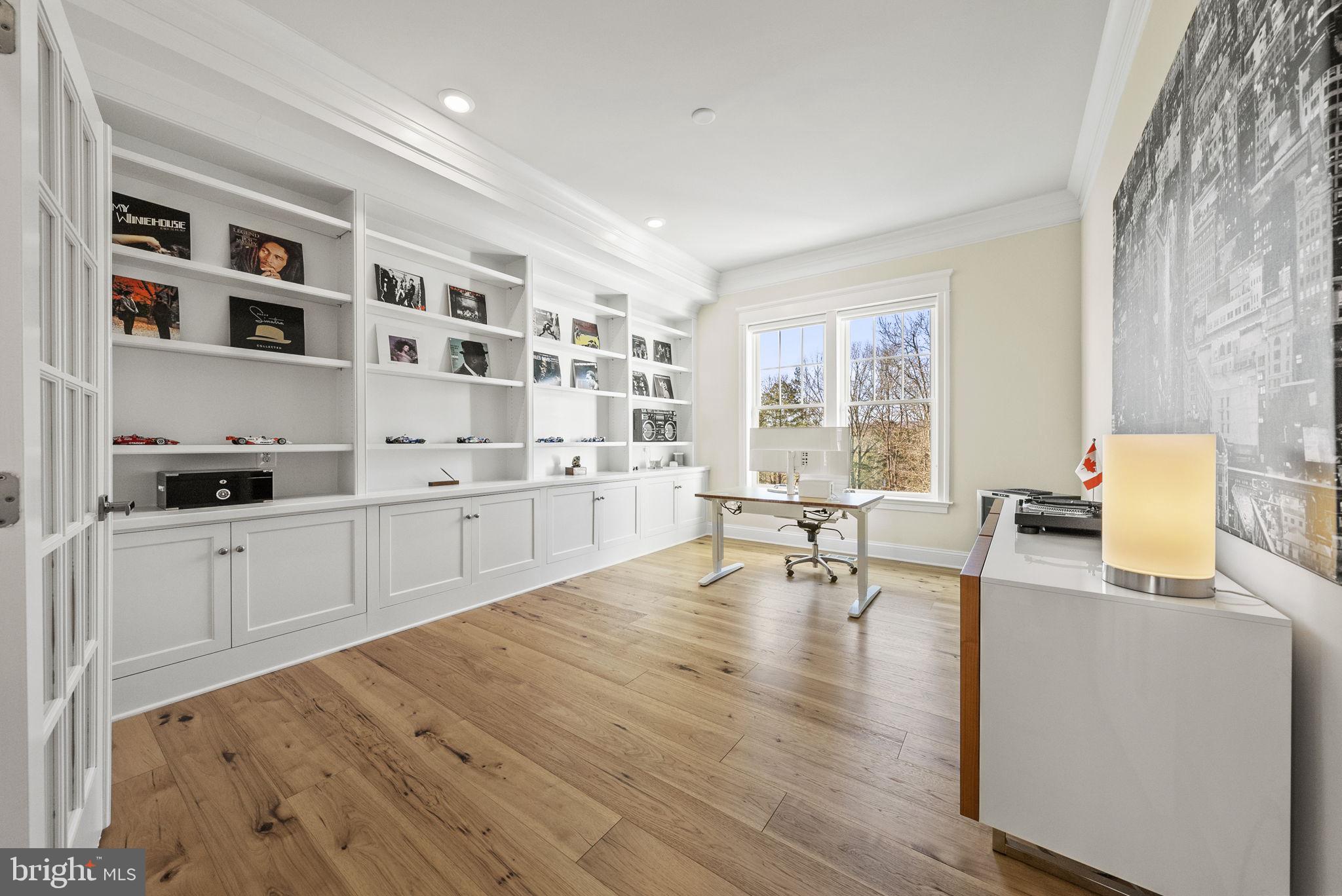 GREENS SOUTH AT WILLOWSF - Residential