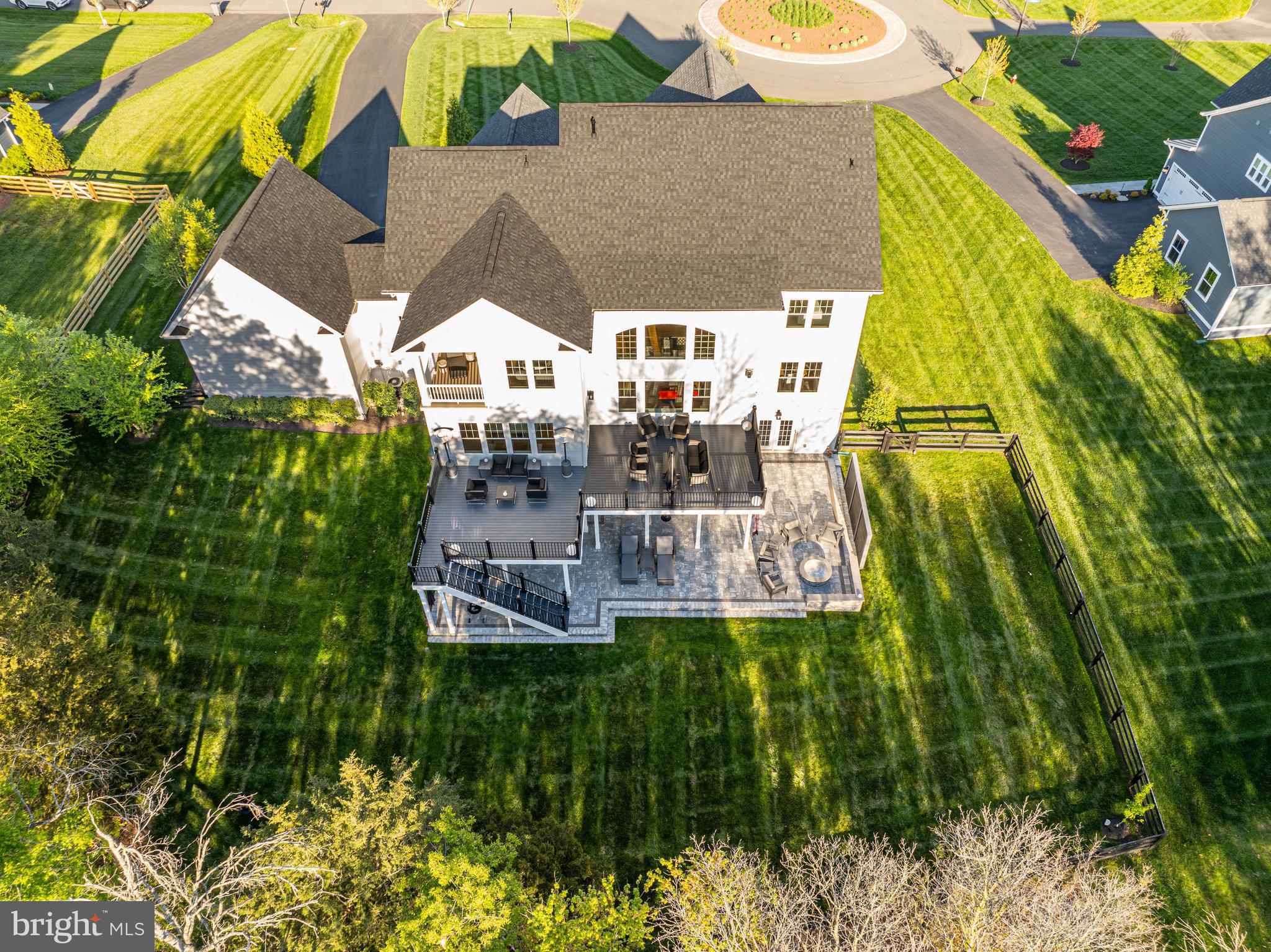 GREENS SOUTH AT WILLOWSF - Residential