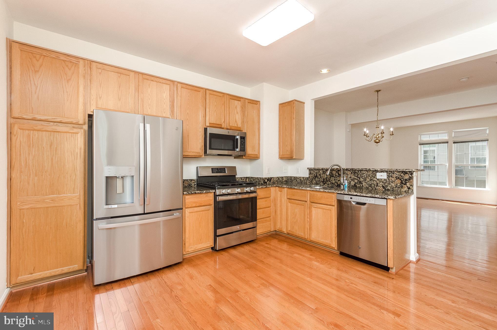 SUMMERS GROVE - Residential Lease