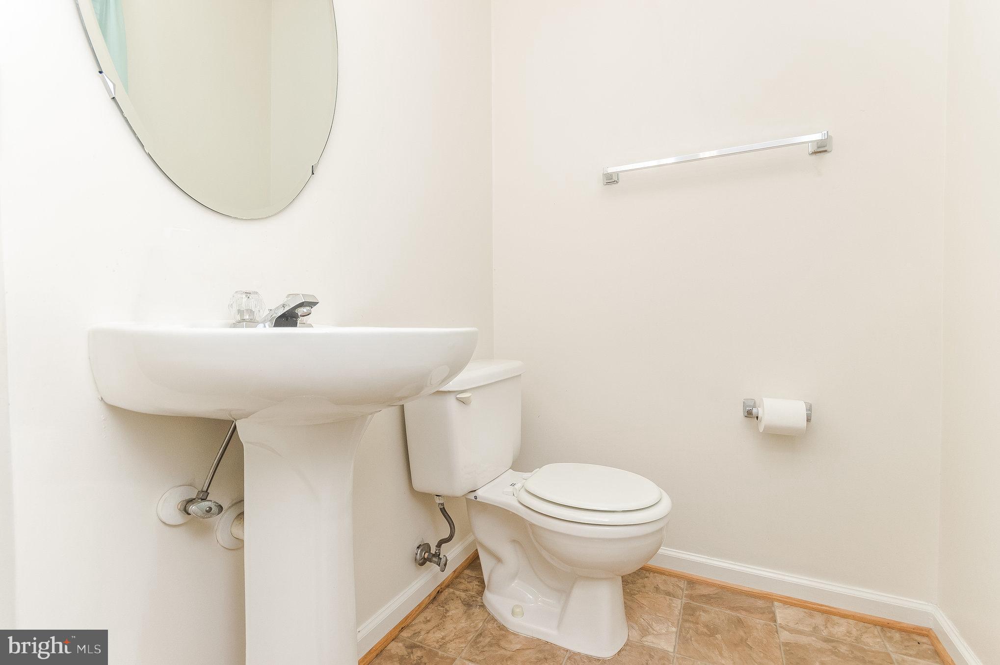 SUMMERS GROVE - Residential Lease