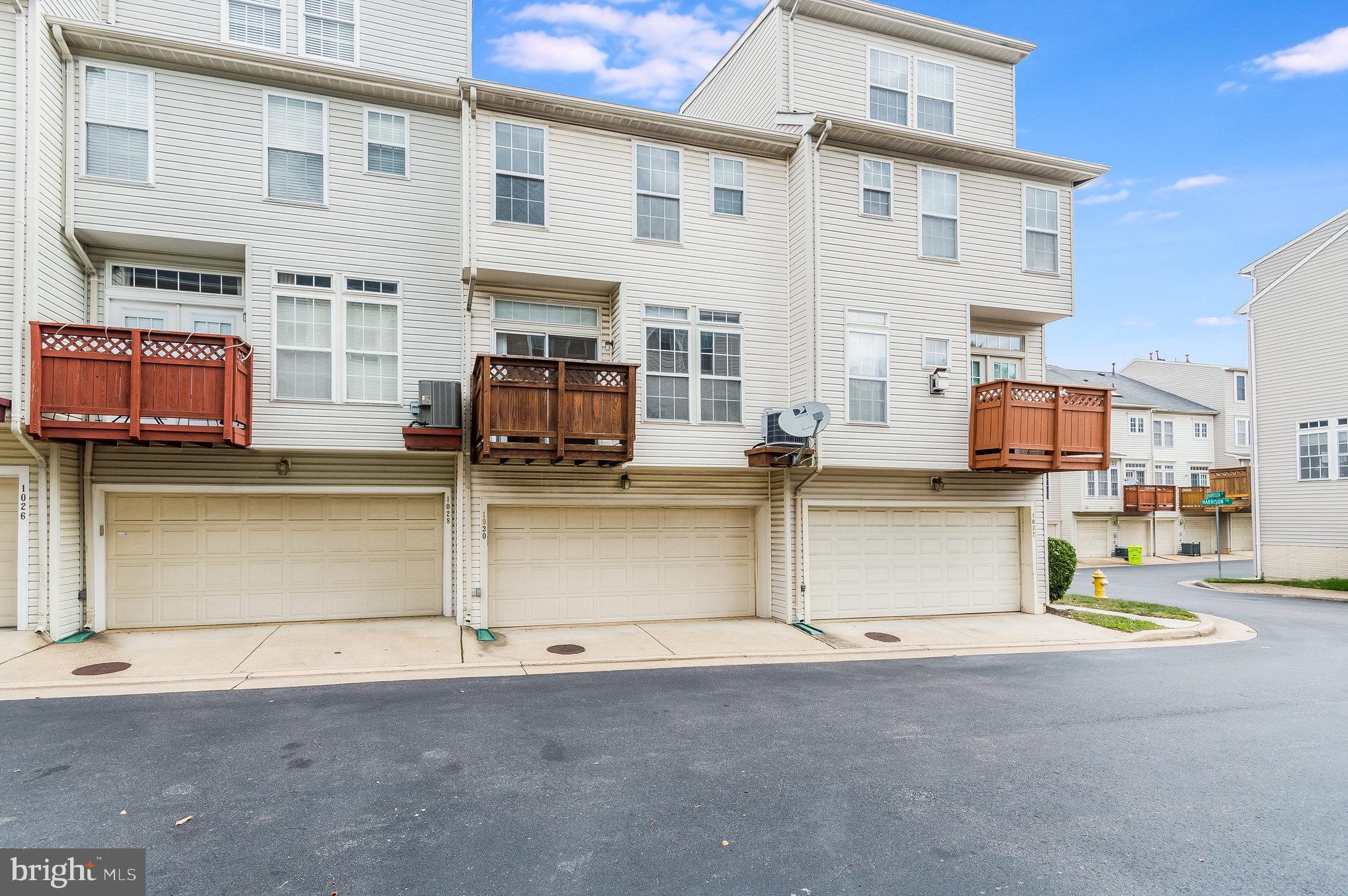 SUMMERS GROVE - Residential Lease