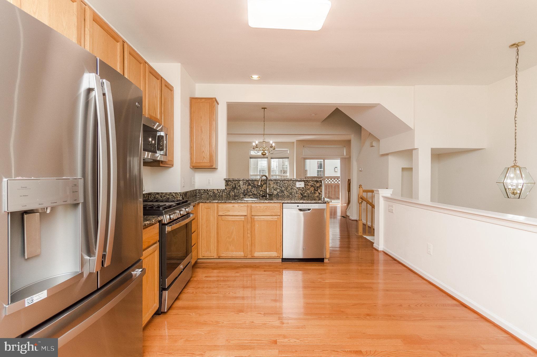 SUMMERS GROVE - Residential Lease