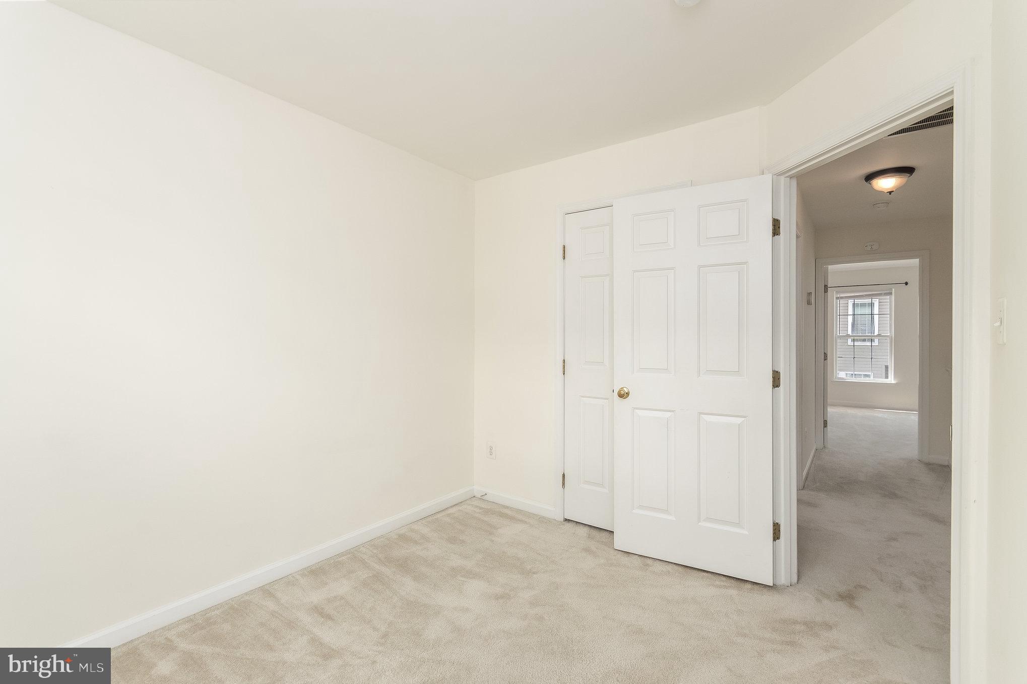 SUMMERS GROVE - Residential Lease