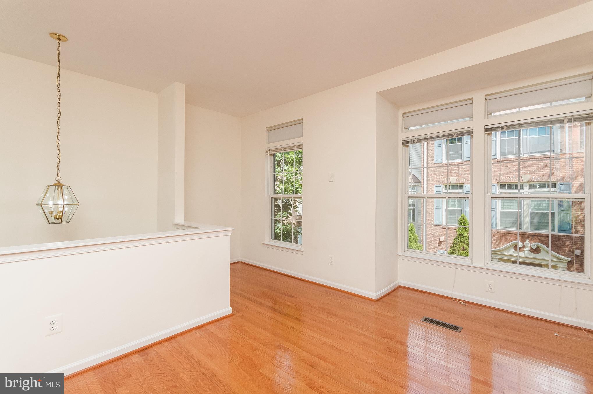 SUMMERS GROVE - Residential Lease