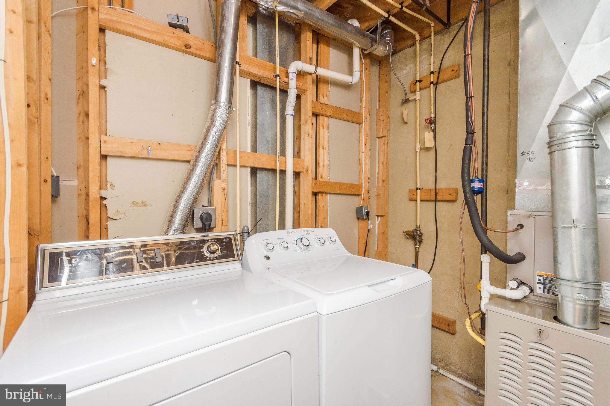 SUMMERS GROVE - Residential Lease