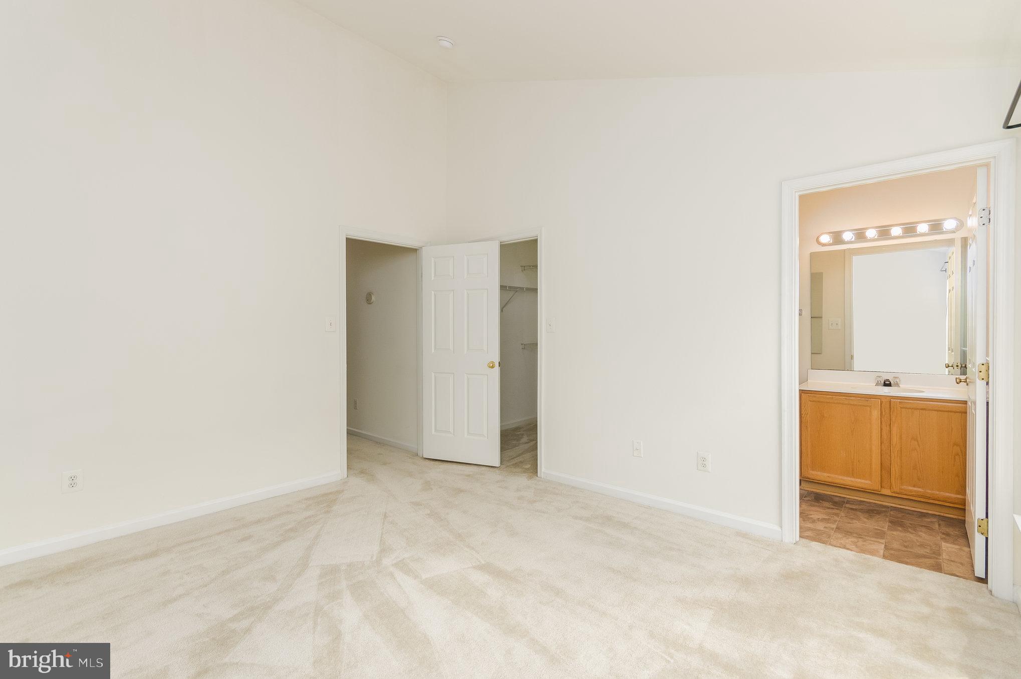 SUMMERS GROVE - Residential Lease