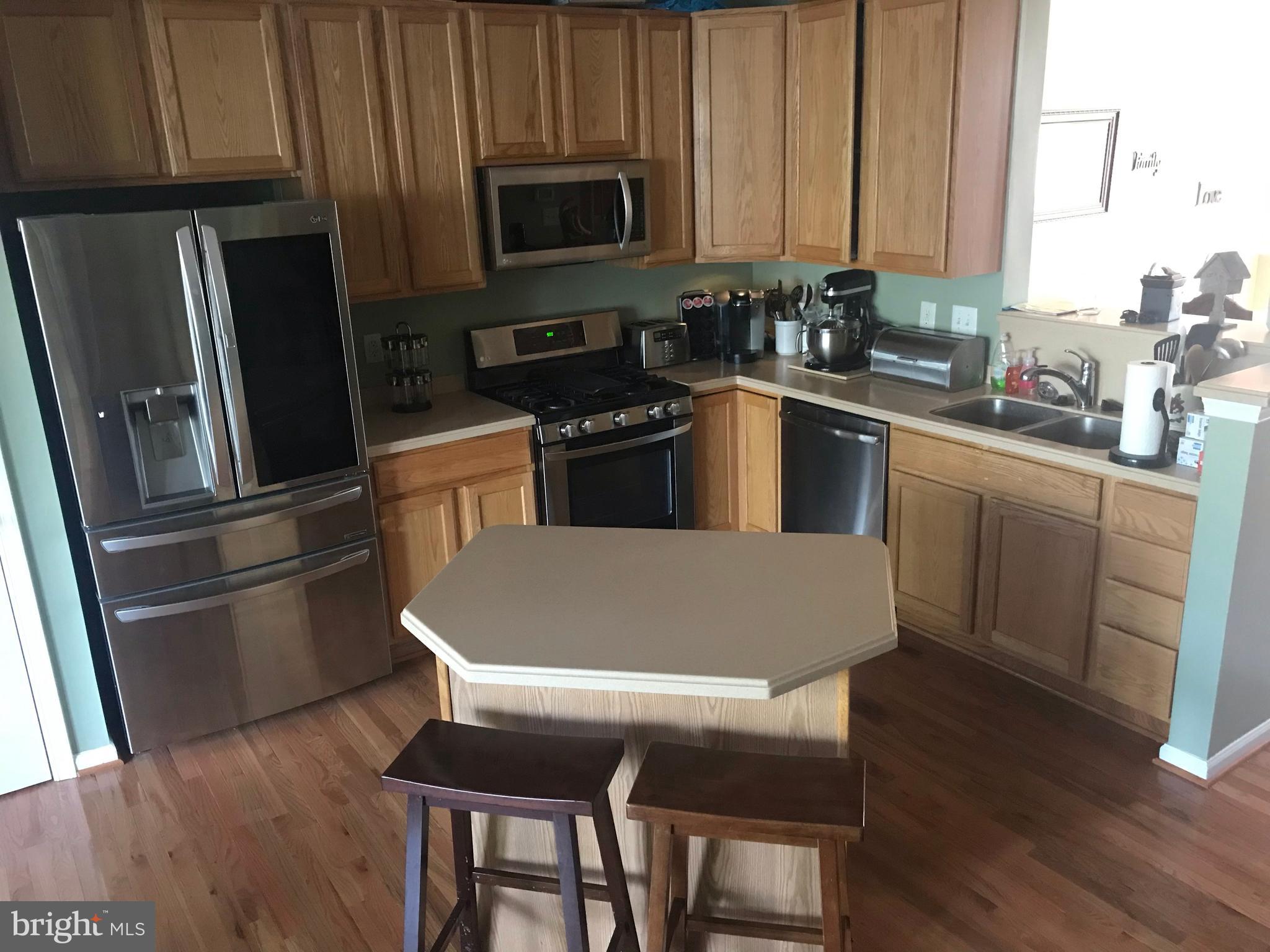 PINEY ORCHARD - Residential Lease