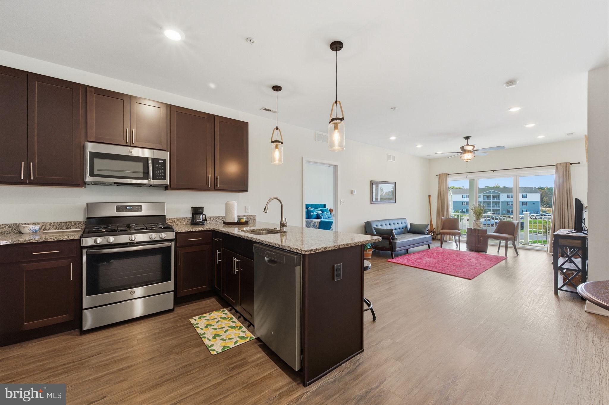 33707 SKIFF ALLEY 6-207