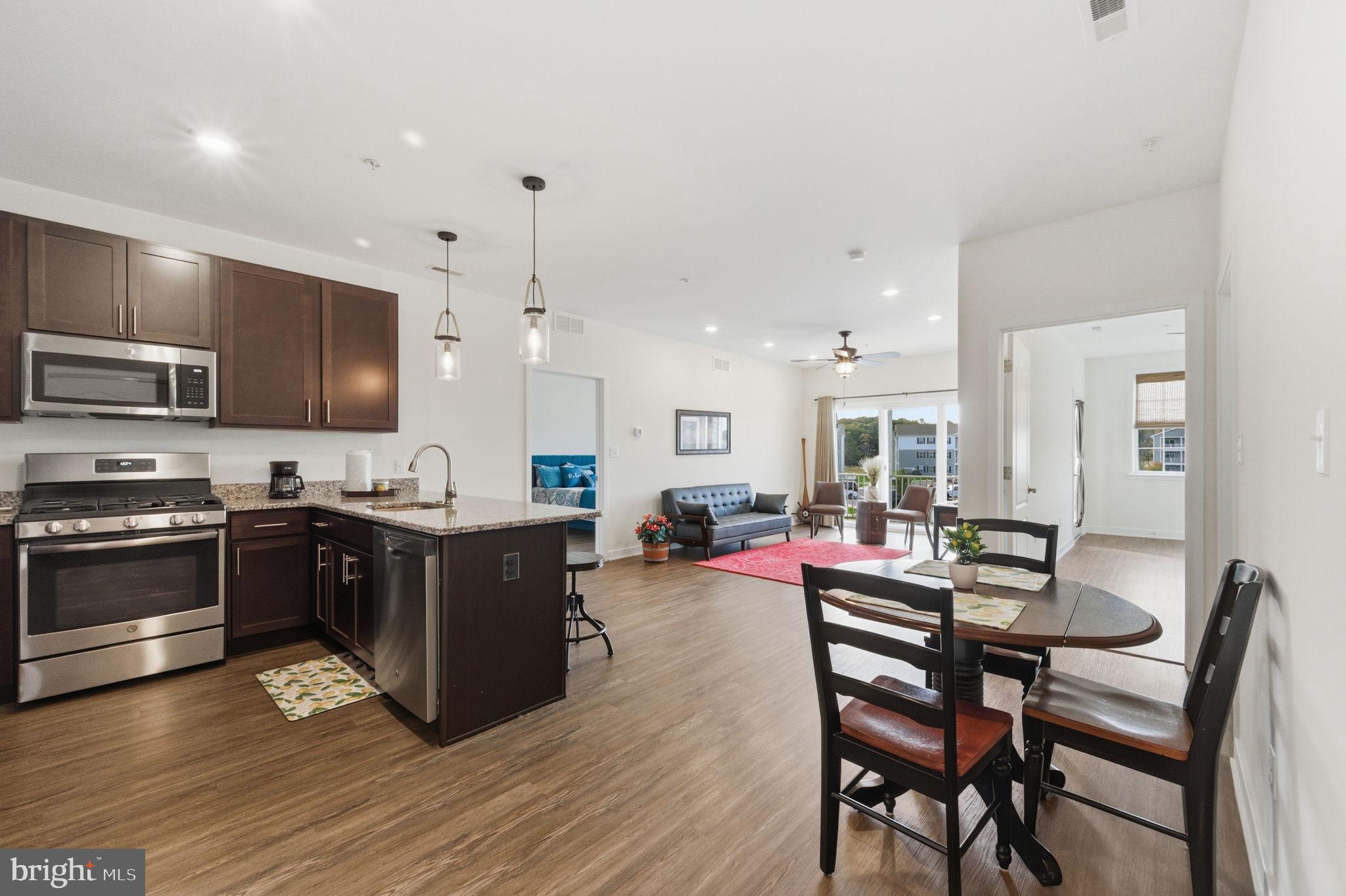 33707 SKIFF ALLEY 6-207