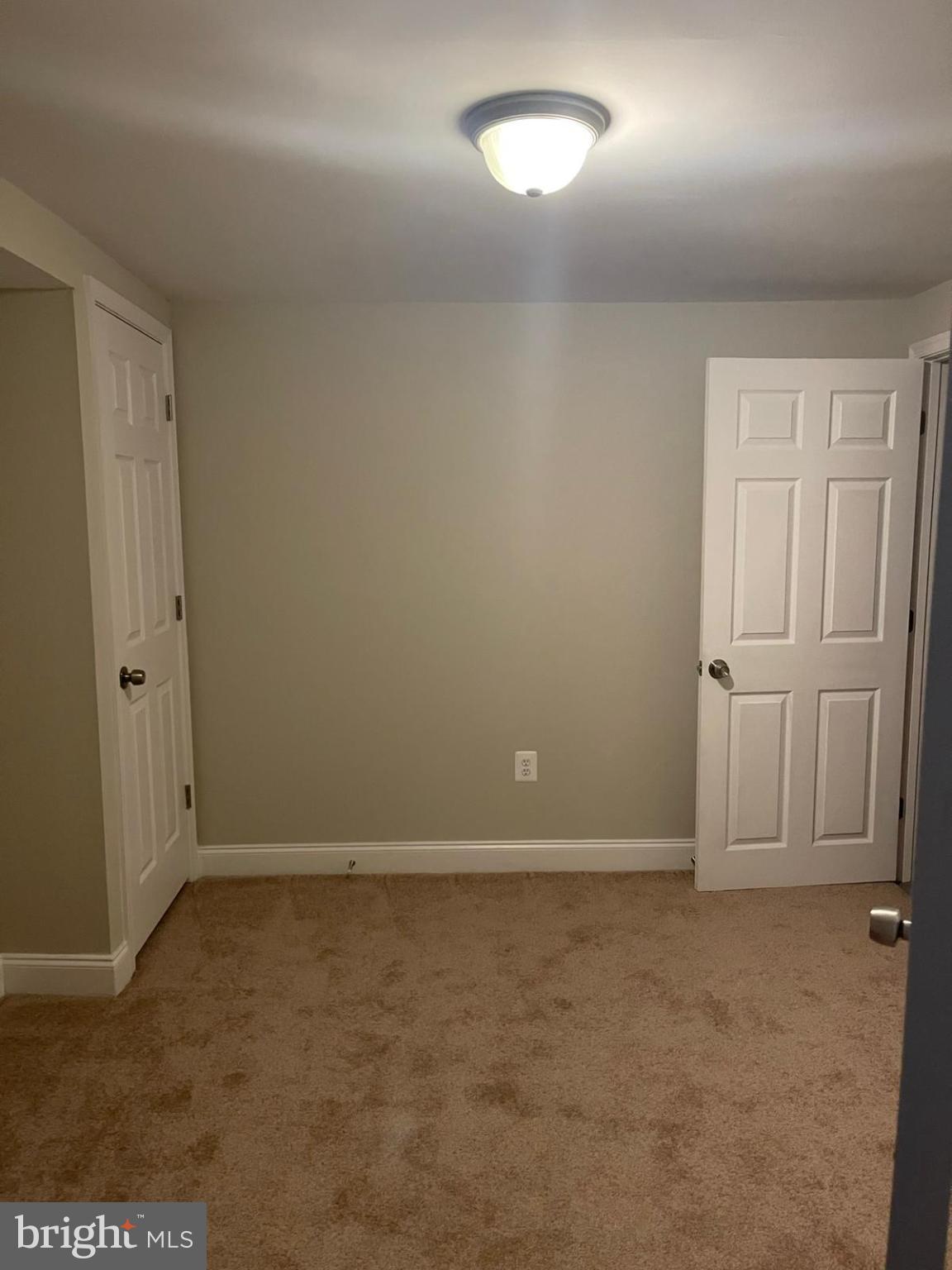 VILLAGE OF OWEN BROWN - Residential