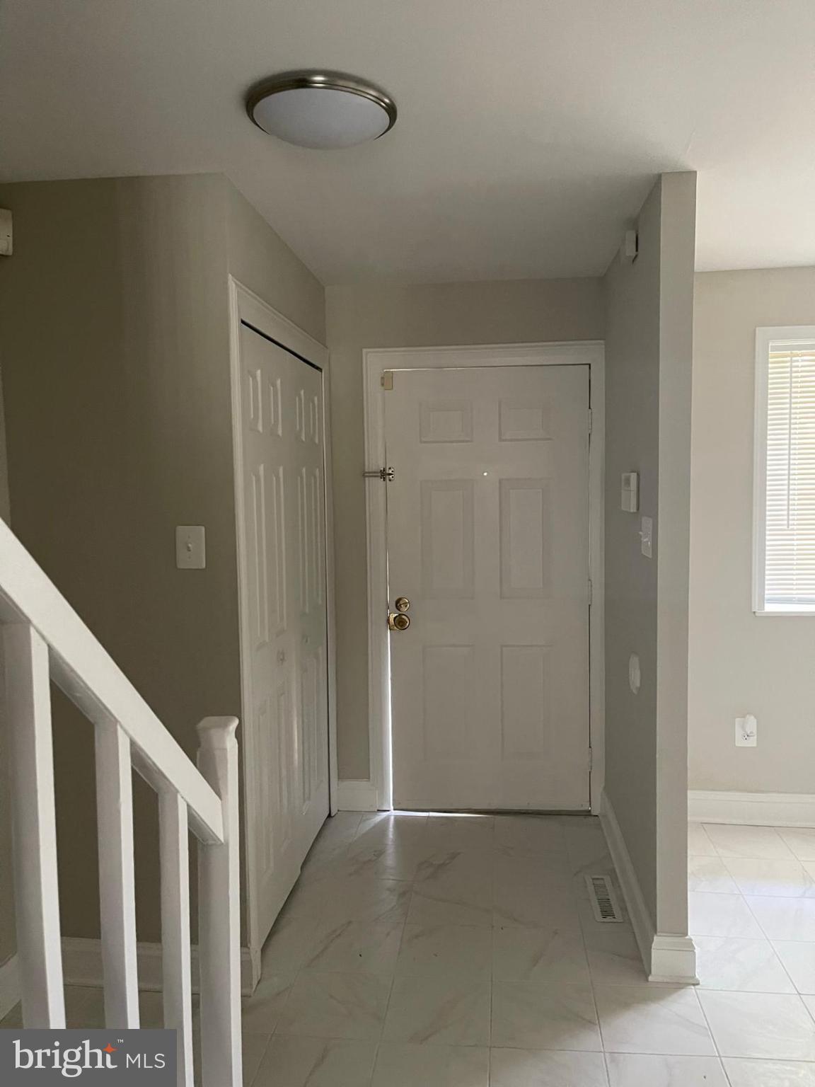 7005 KNIGHTHOOD LANE