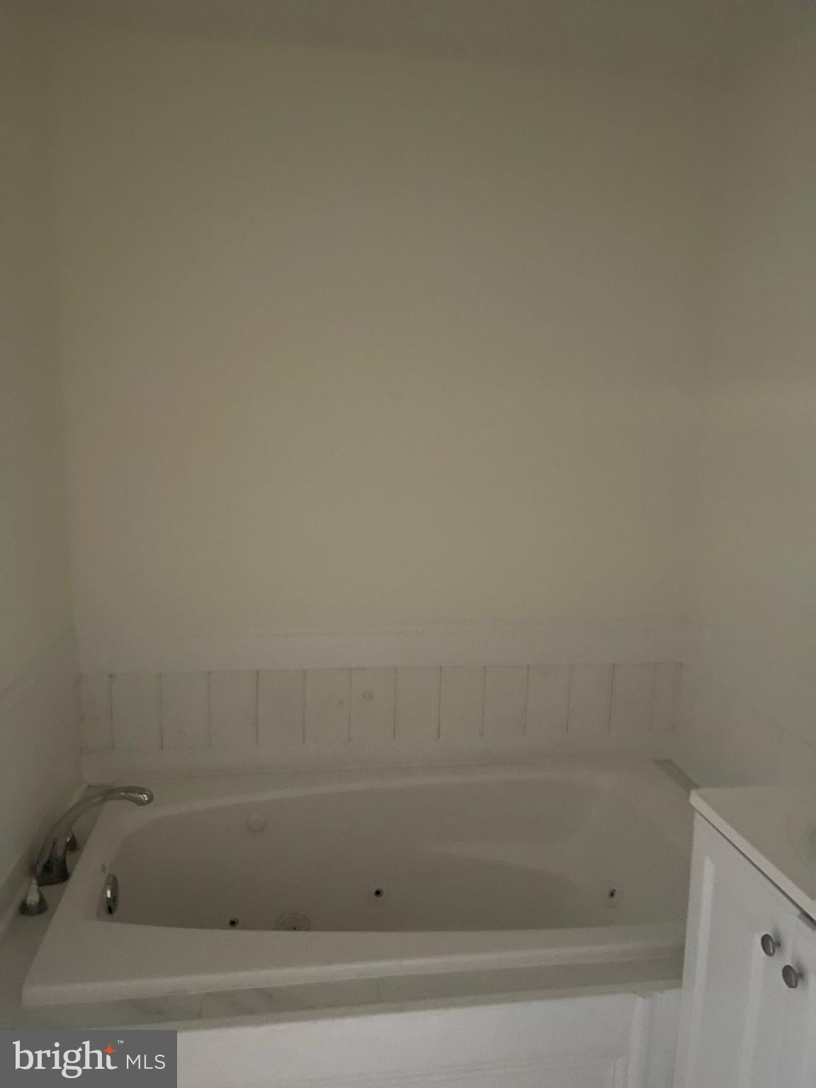 VILLAGE OF OWEN BROWN - Residential